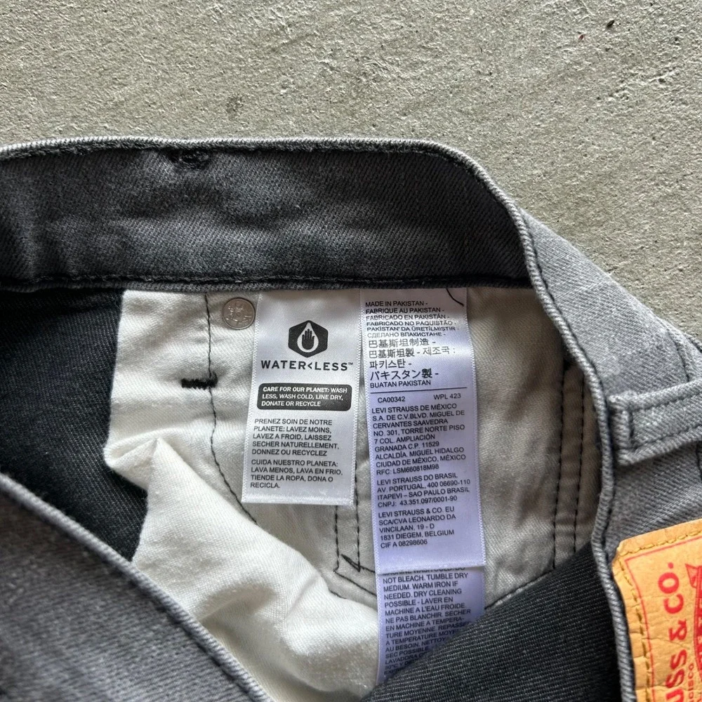 Levis 511 Jeans Size 29x32 Gray Wash Denim Slim Fit Straight Waterless Stretch